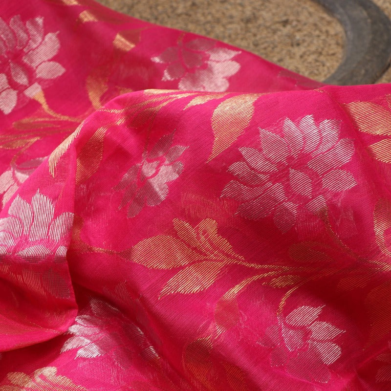 Handwoven Ecru Foliate Printed Silk Cotton Dupatta - WIIAPRI CFJD 005 - Fabric View