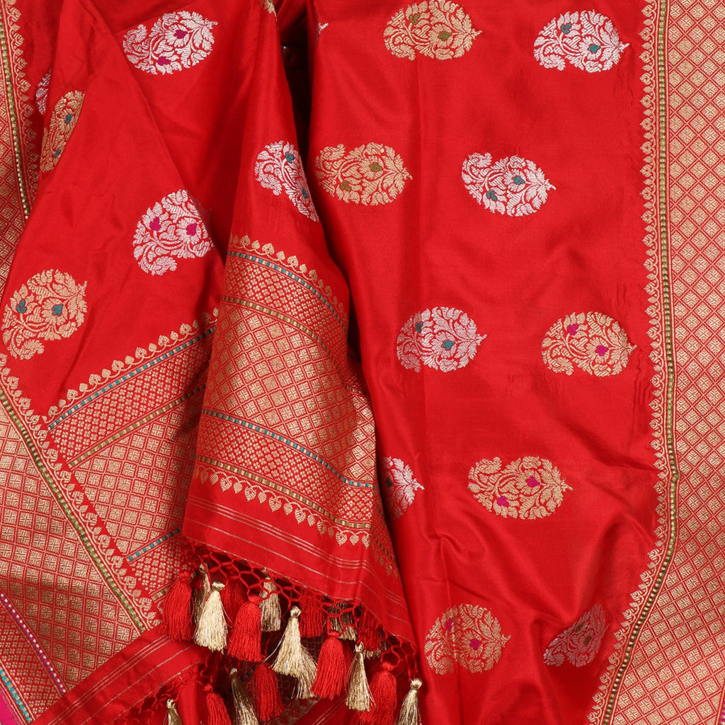 Handwoven Chilli Red Katan Silk Dupatta - WIISDT665 40B - Design View